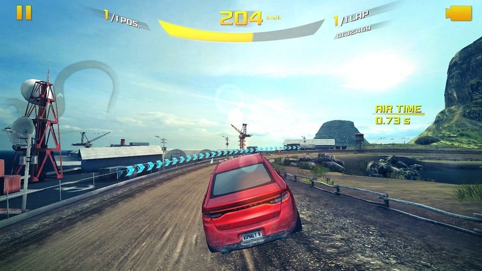 asphalt 8 airborne my car runs in to the wall and no controll at start of multiplayer
