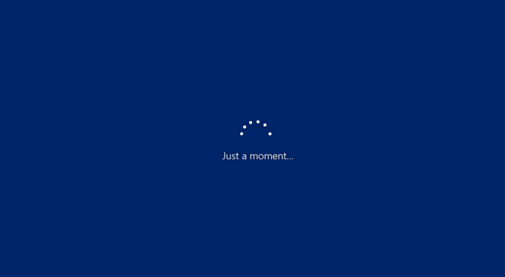 Just a moment windows 10 долго что делать