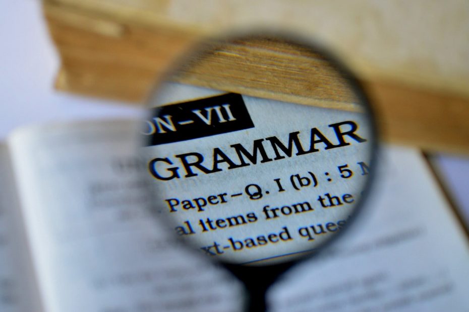 grammar checker app for windows 10