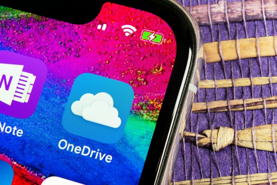 officerambo-onedrive-files-not-syncing-on-ipad-or-iphone-full-fix