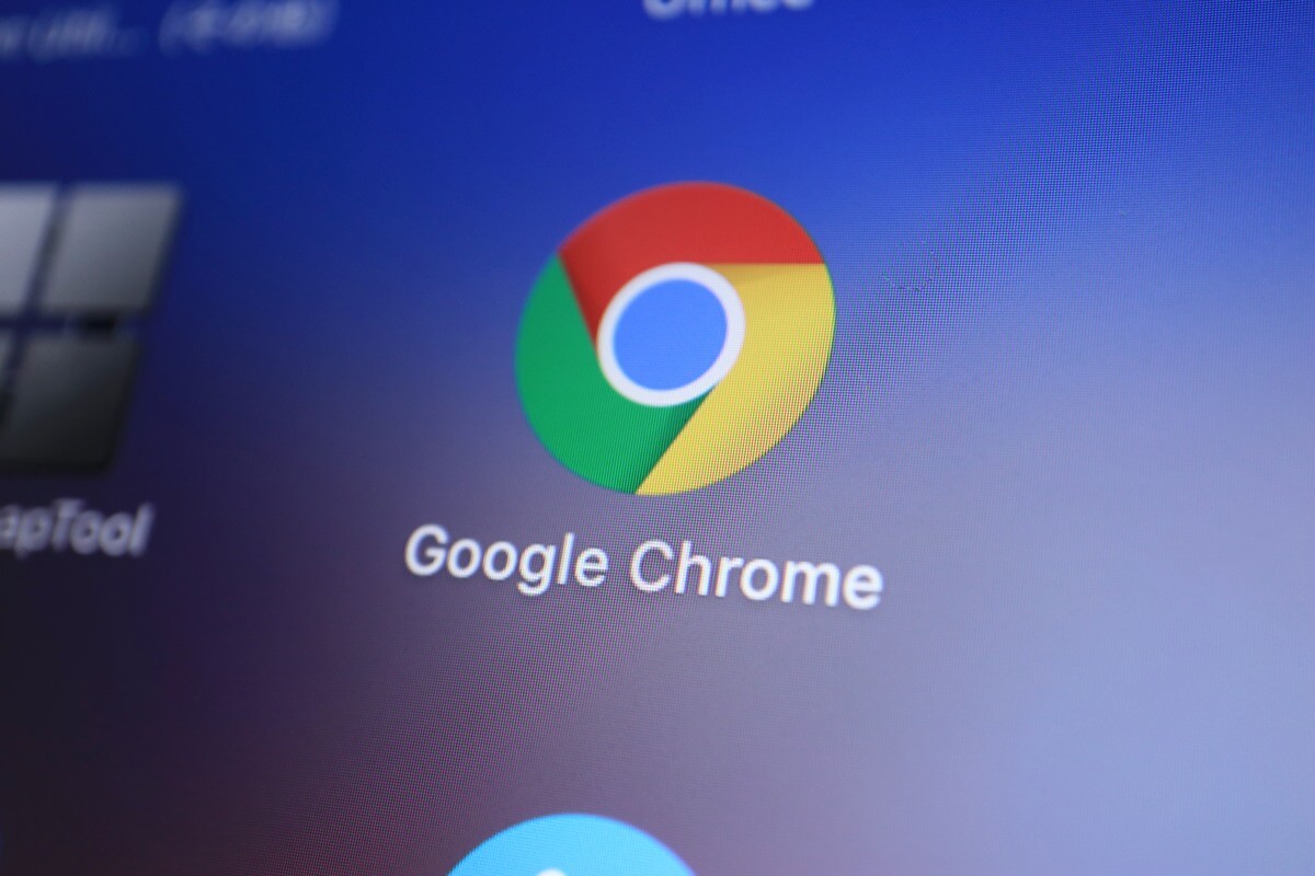 how do i download google chrome on my laptop