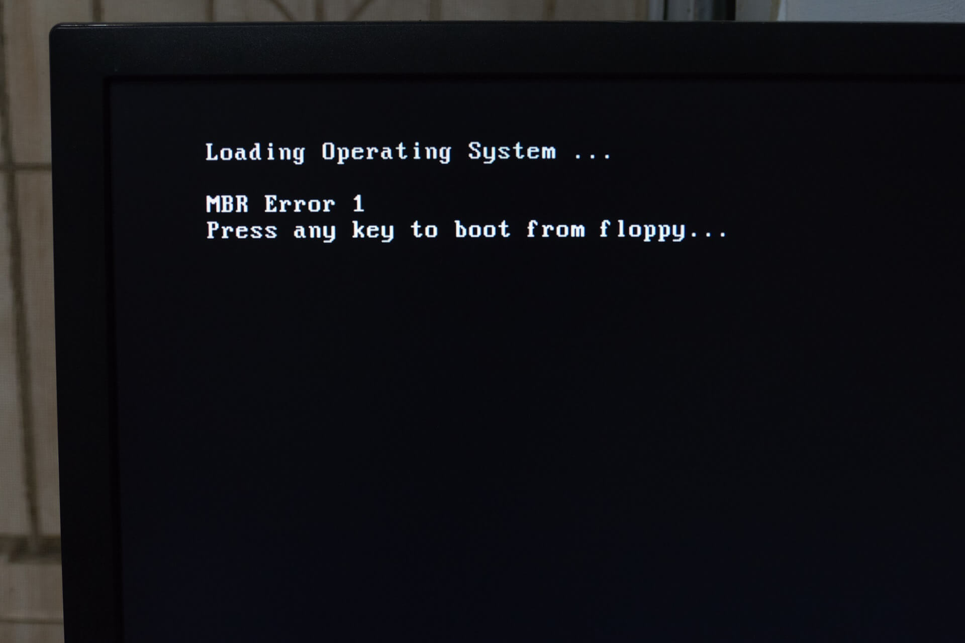 windows 10 reset stuck in boot loop