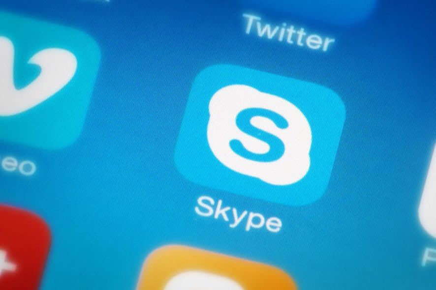 how do i stop skype from automatically signing me in?