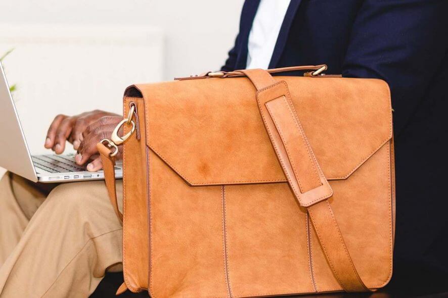 13 best business travel laptop bags