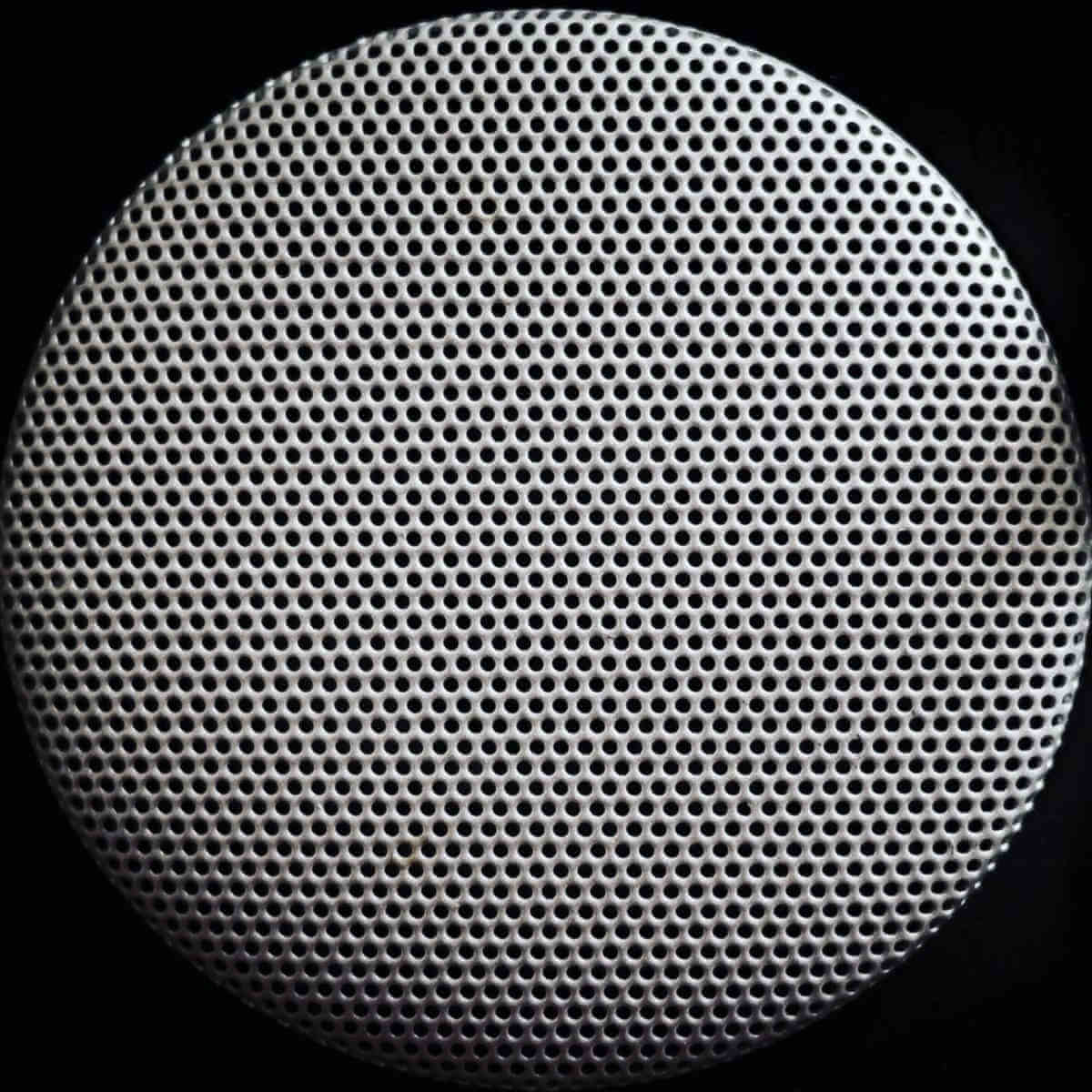 Black friday in-wall and ceiling speakers - speaker close-up
