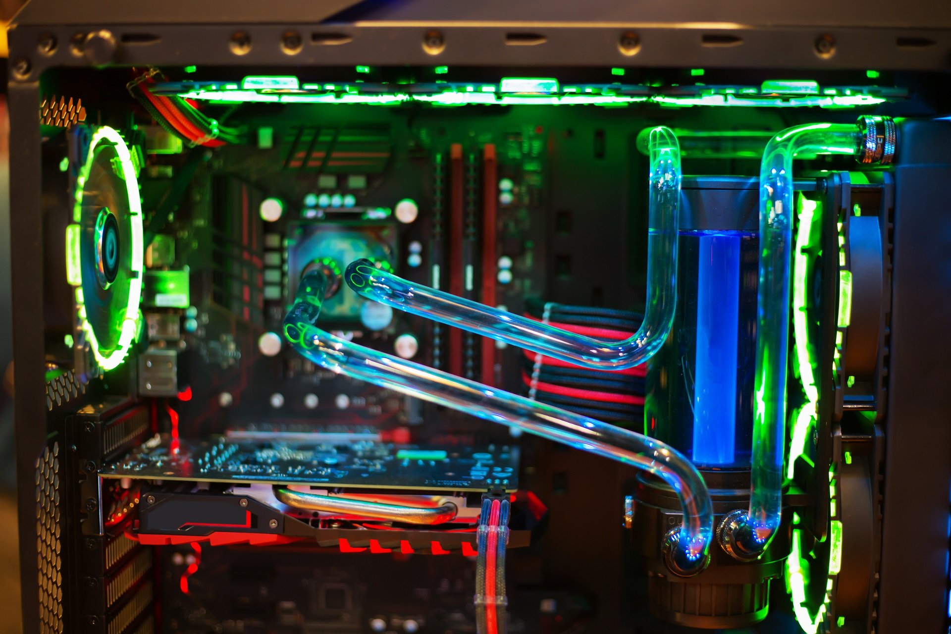 Liquid Cooled Cases