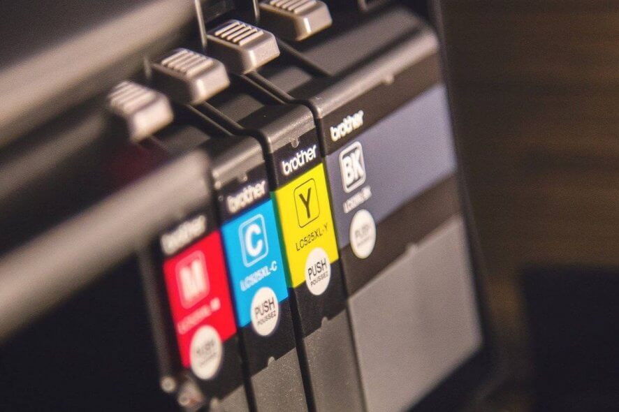 Wireless printer with cheap ink - Ink cartridge close-up