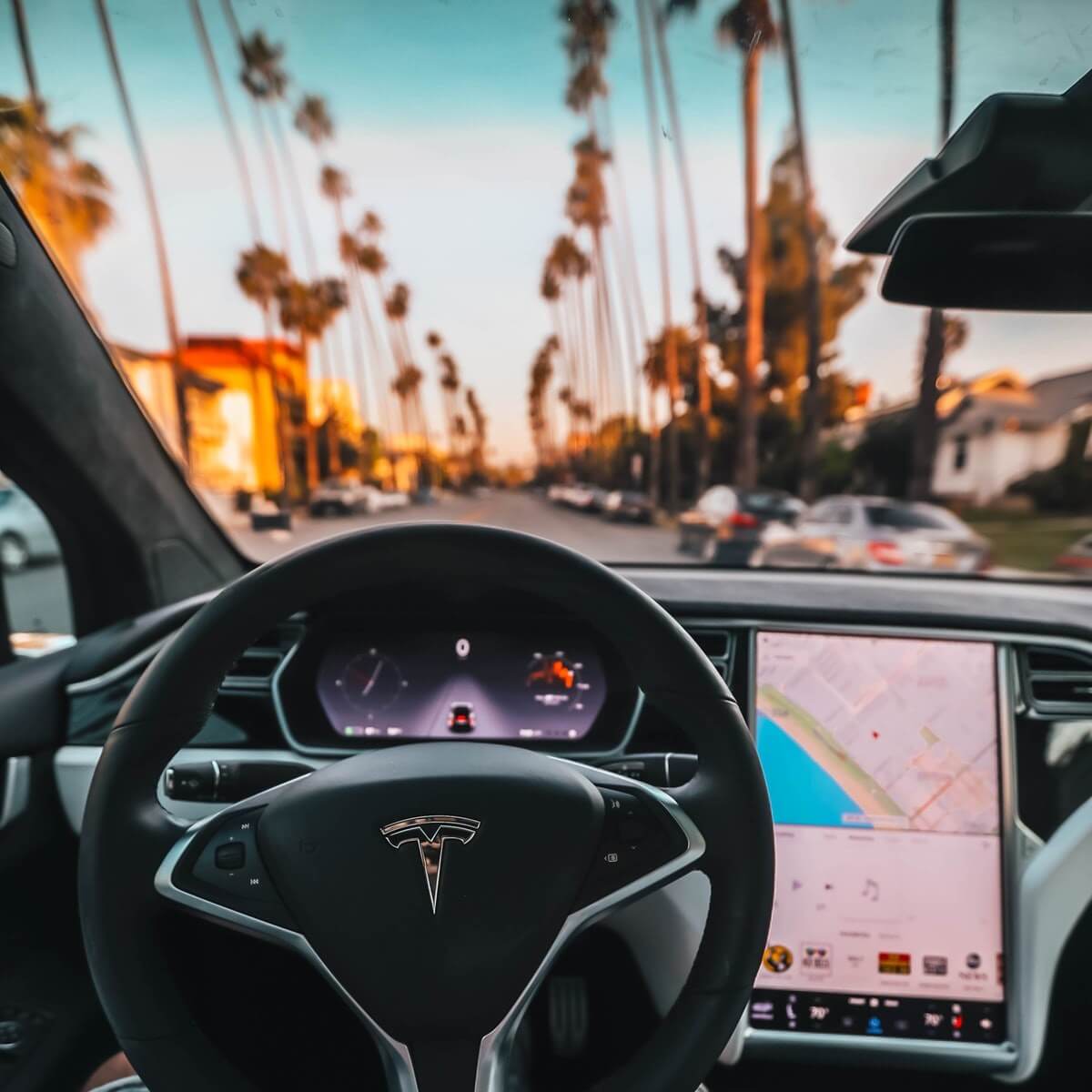 Best Qi Charger For Tesla Model X To Buy 2020 Guide