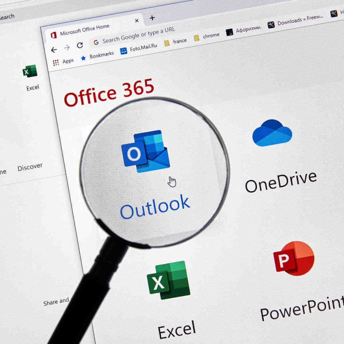 find an email's folder in outlook