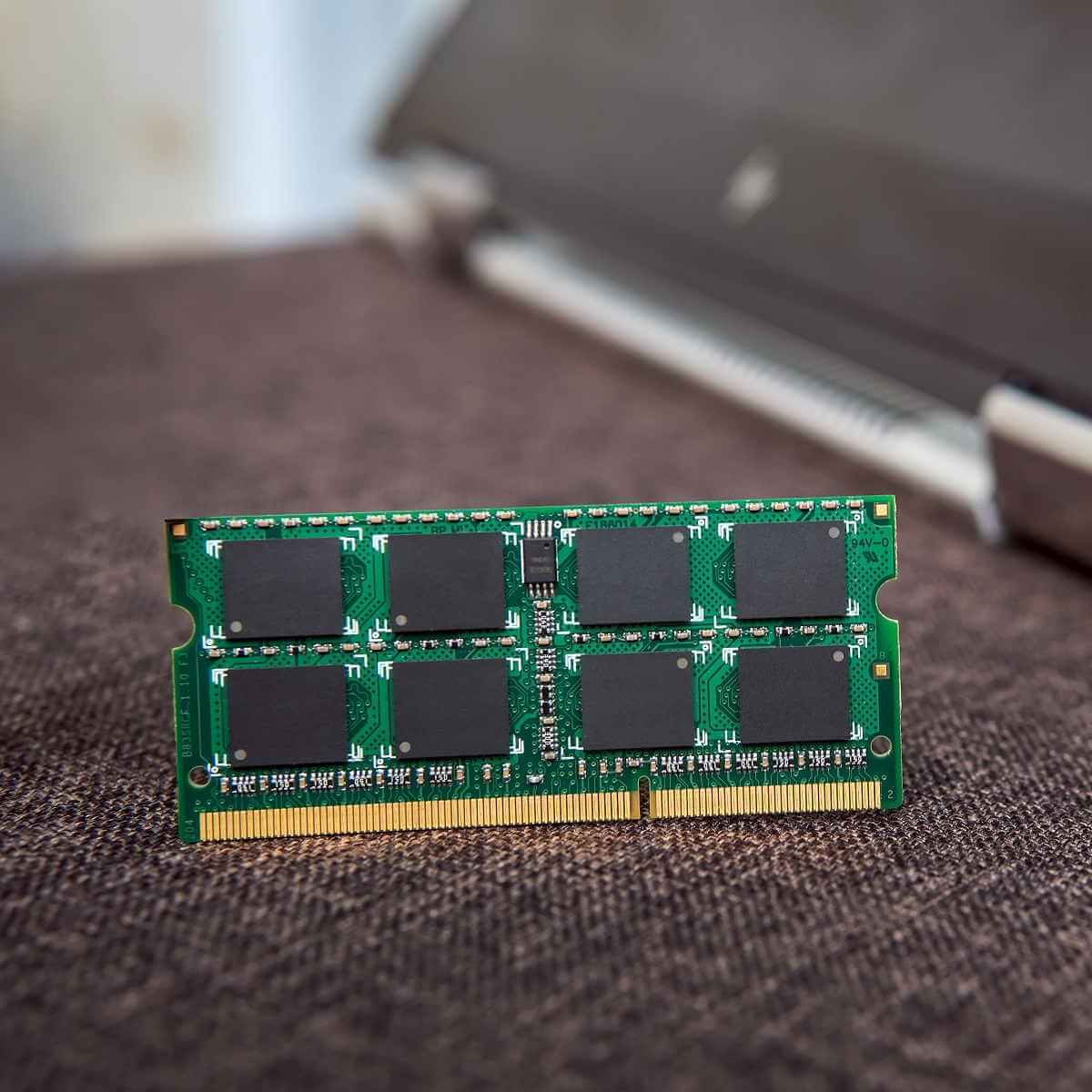 micron is sampling ddr5 in data centres