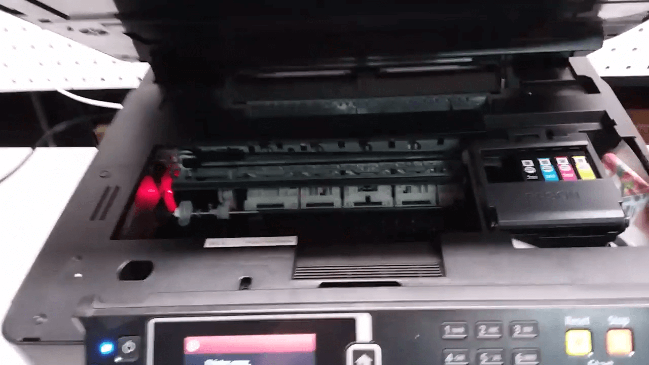 An Epson printer printer error 0xe1/ 0xe3/ 0xe5/ 0xe8/0xe9