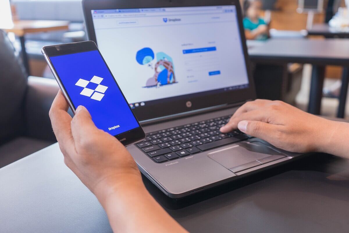 sharing files with dropbox
