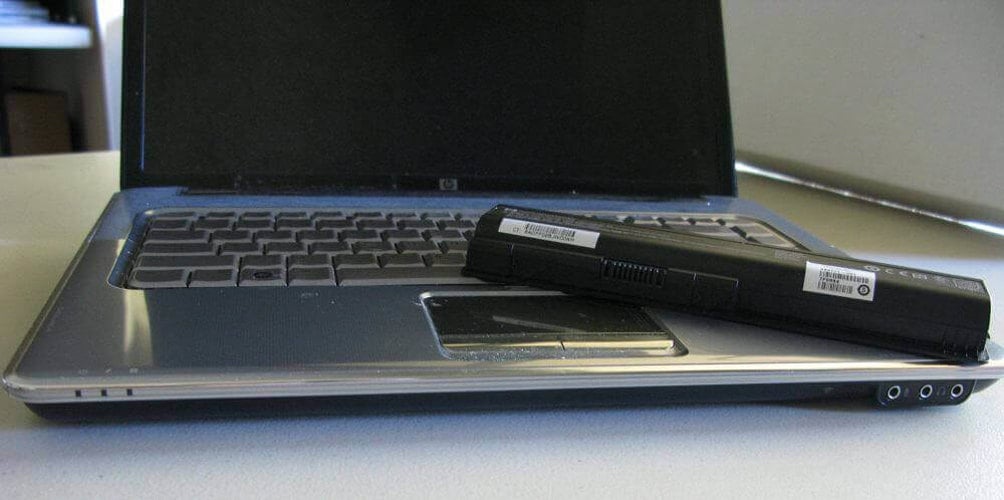 remove laptop battery to fix automatic repair