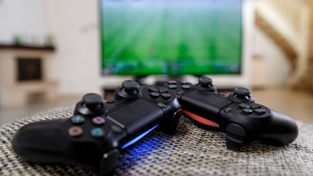 how to use ps4 controller on pc wired