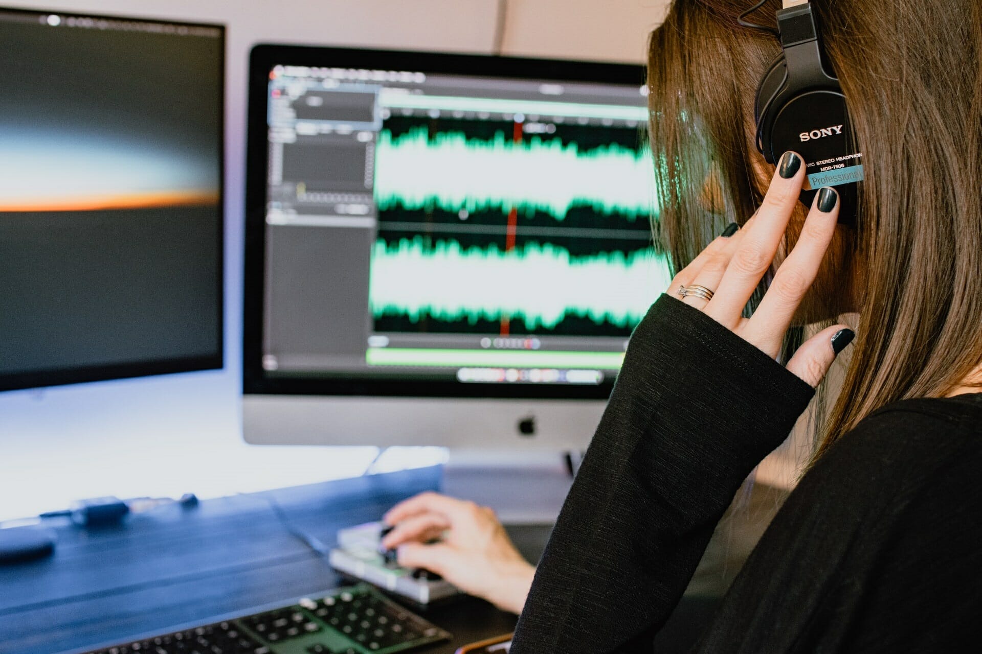 Find here the best tools to record audio with timestamp [Windows & Mac]