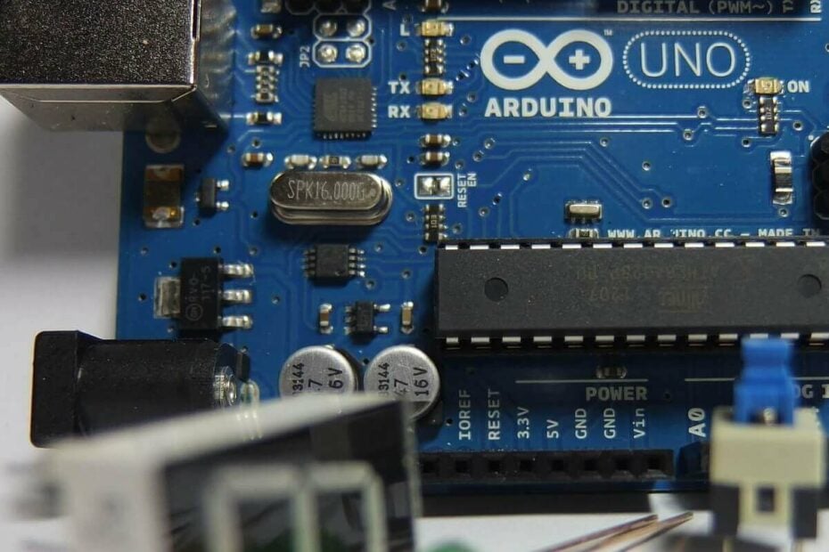 Fix: Error compiling for board Arduino/Genuino Uno