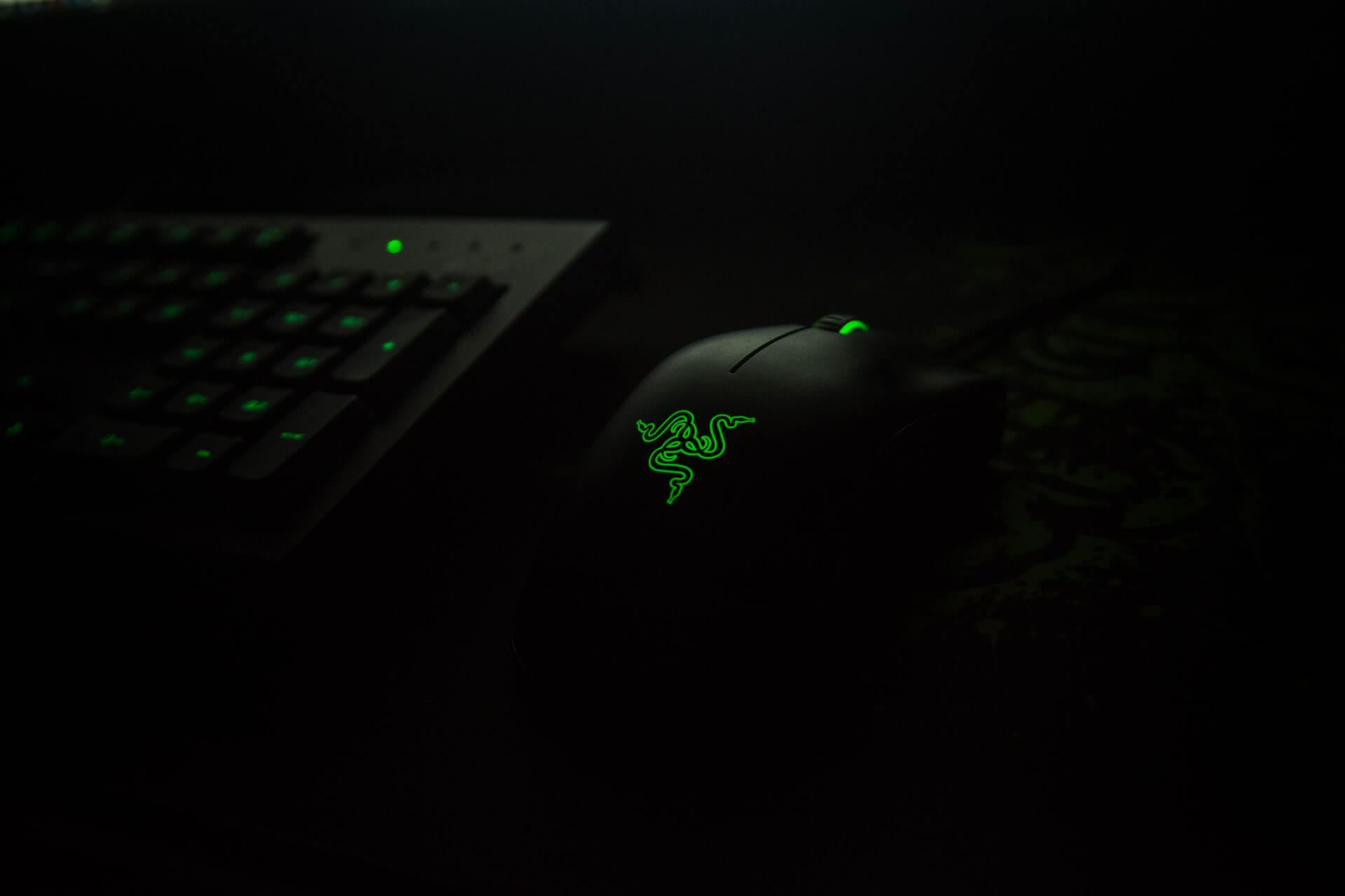 razer naga mouse jumping windows 10