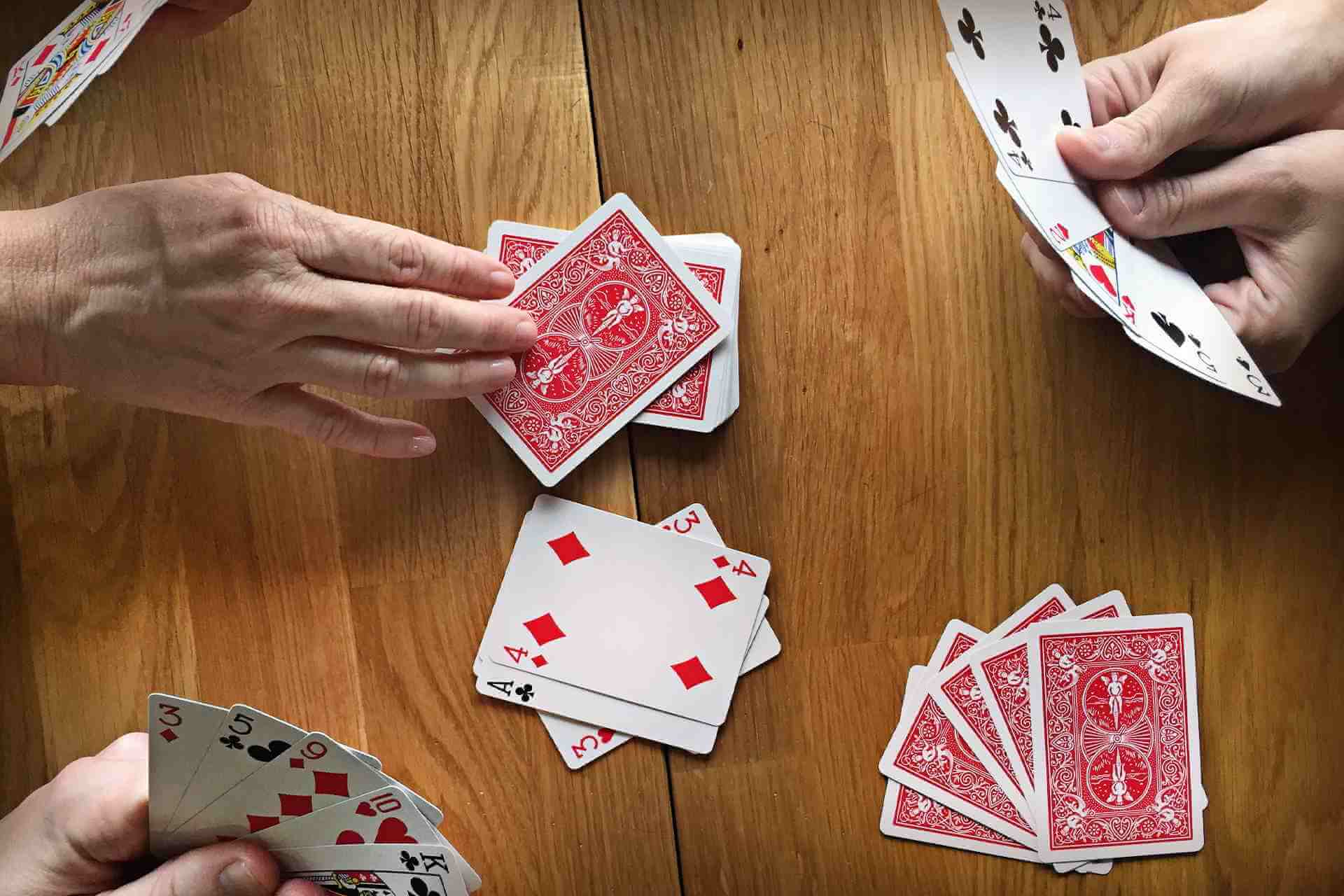 Play Rummy card games online