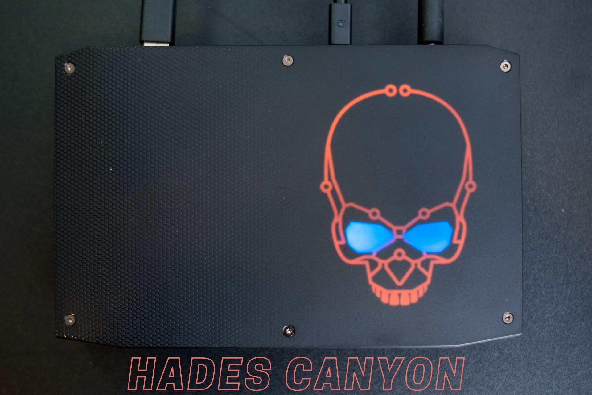Windows 11 Hades Canyon support