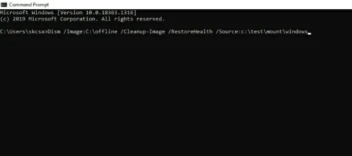 Running DISM scan using command prompt