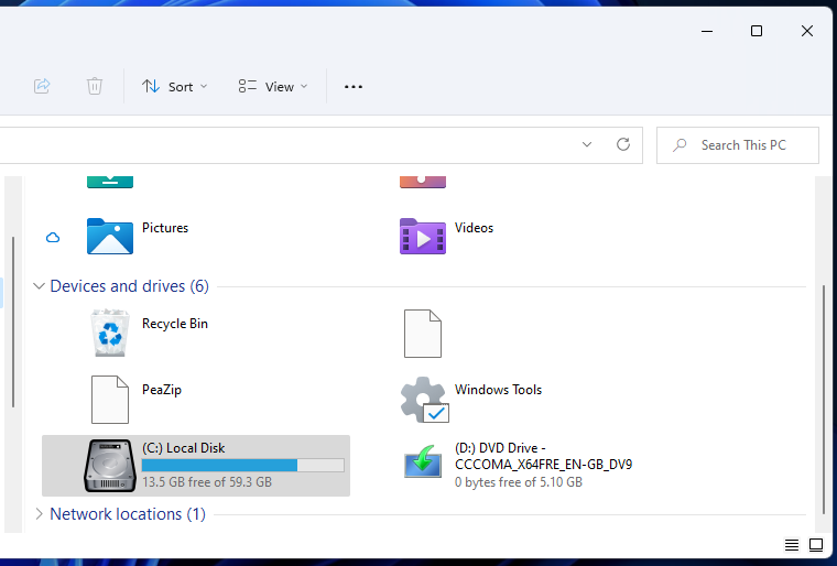 Windows 11 のローカル ディスク ドライブ アイコンのドライブ文字の変更