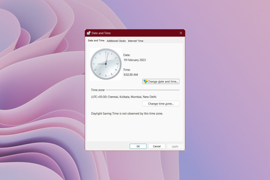 can windows 11 clock show seconds