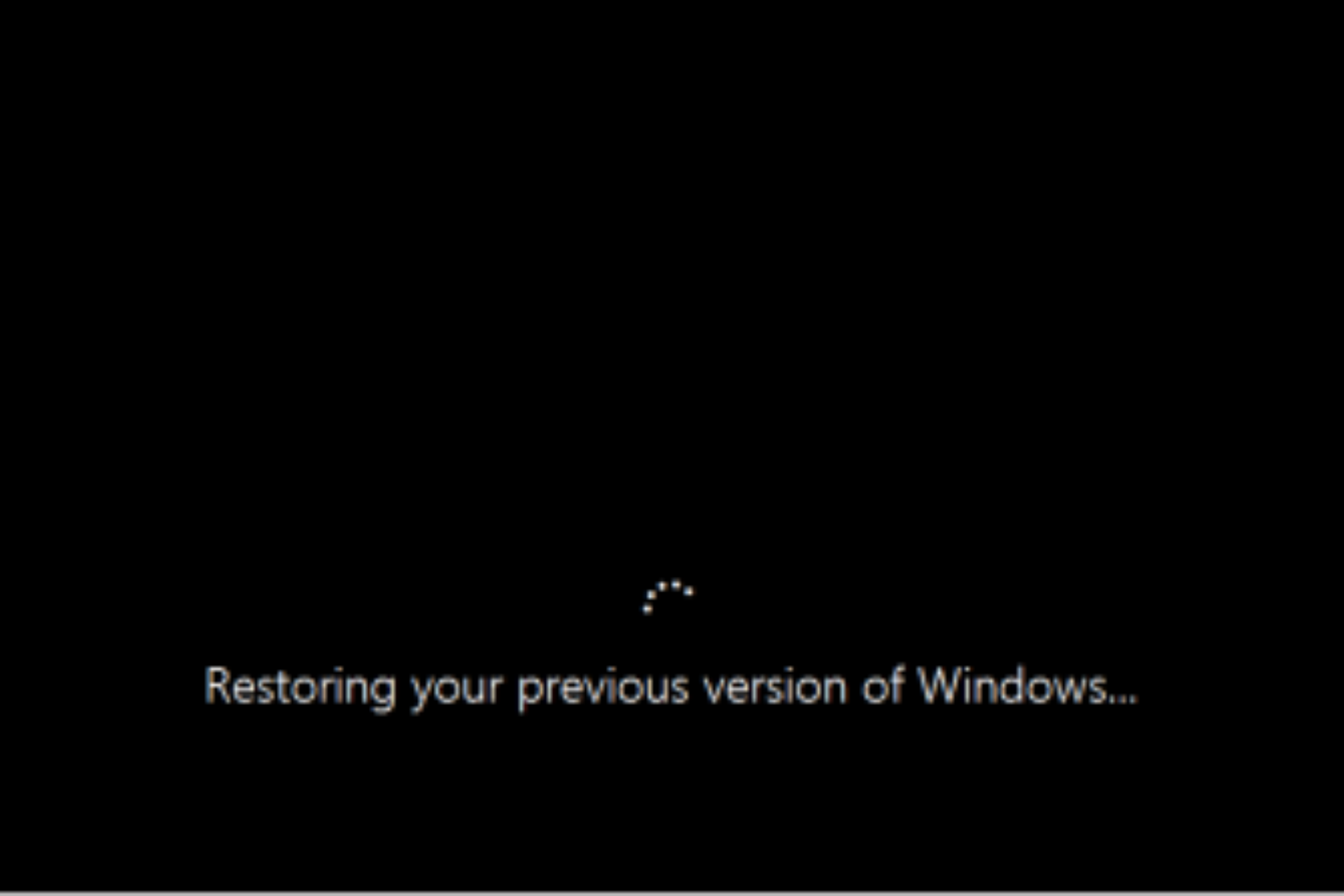 以前のバージョンの Windows ブート ループを復元します。