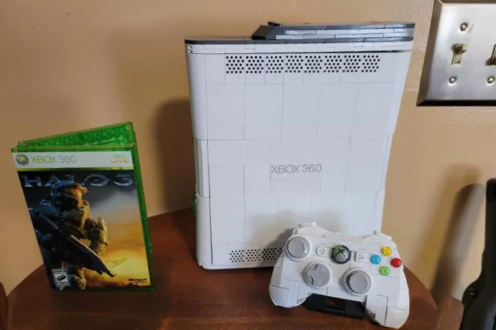 MEGA Showcase Microsoft Xbox 360 collectible at $50 off